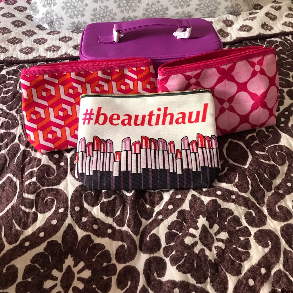 Cosmetic bags